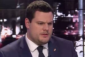 Ильенко: Они предлагают принять чудо-закон, который уже завтра позволит наказать всех преступников. Два года никого не наказывали, и тут один закон – и уже завтра накажут