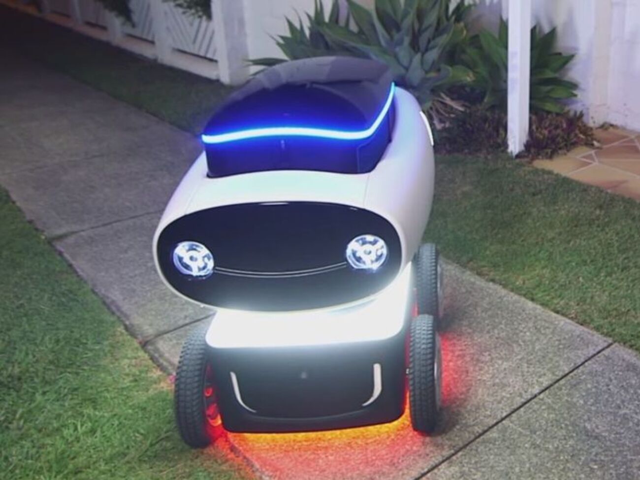 Робот выдает пиццу только после расчета