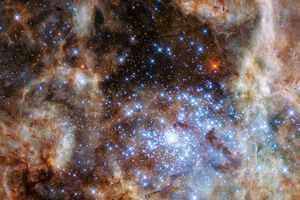 Объекты расположены на расстоянии около 170 тыс. световых лет от Земли