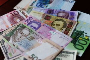 Вступил в силу закон об электронном декларировании