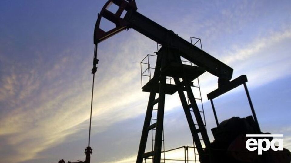 Цена на нефть сохраняет тенденцию к росту
