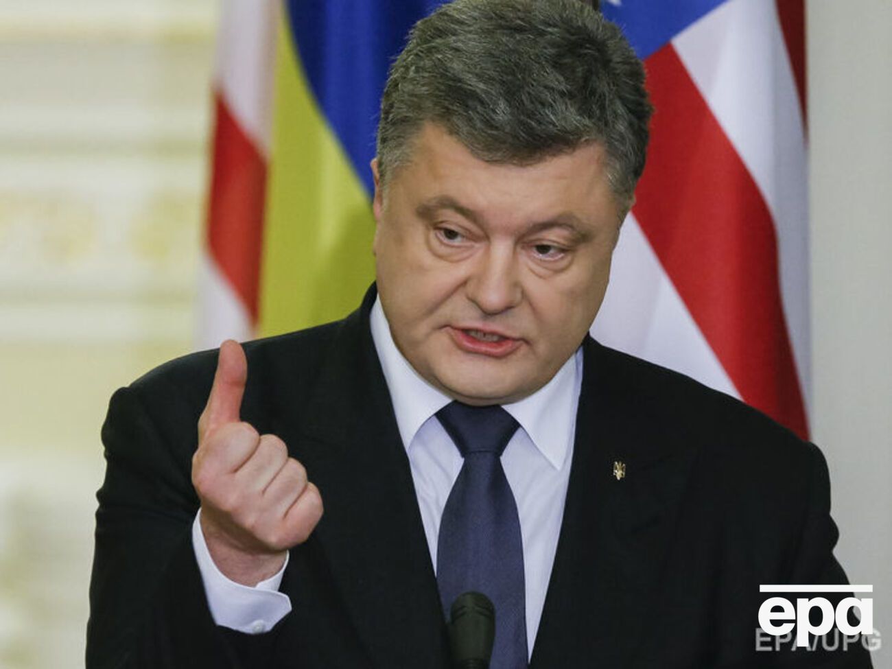 Порошенко надеется, что уже летом украинцы получат право на безвизовый въезд в страны ЕС