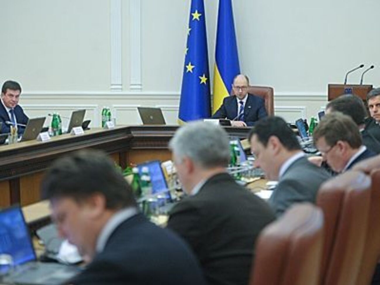 Яценюк: Нам нужно быстрое и конкретное решение, как стабилизировать компанию "Укрнафта"