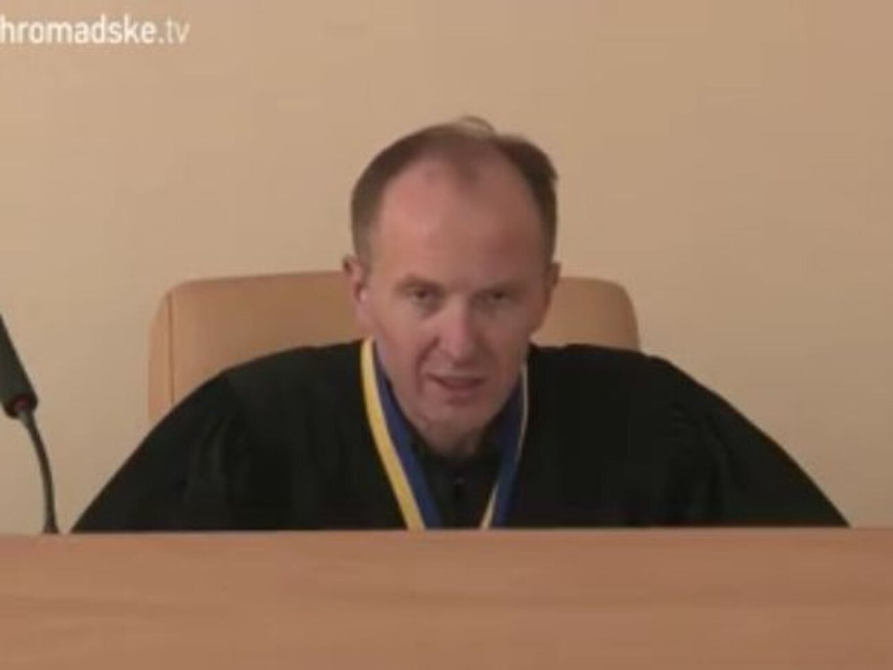 Гнап:&nbsp;Судья Карабань сделал еще один шаг к тому, чтобы с него и его коллег сдирать живьем кожу