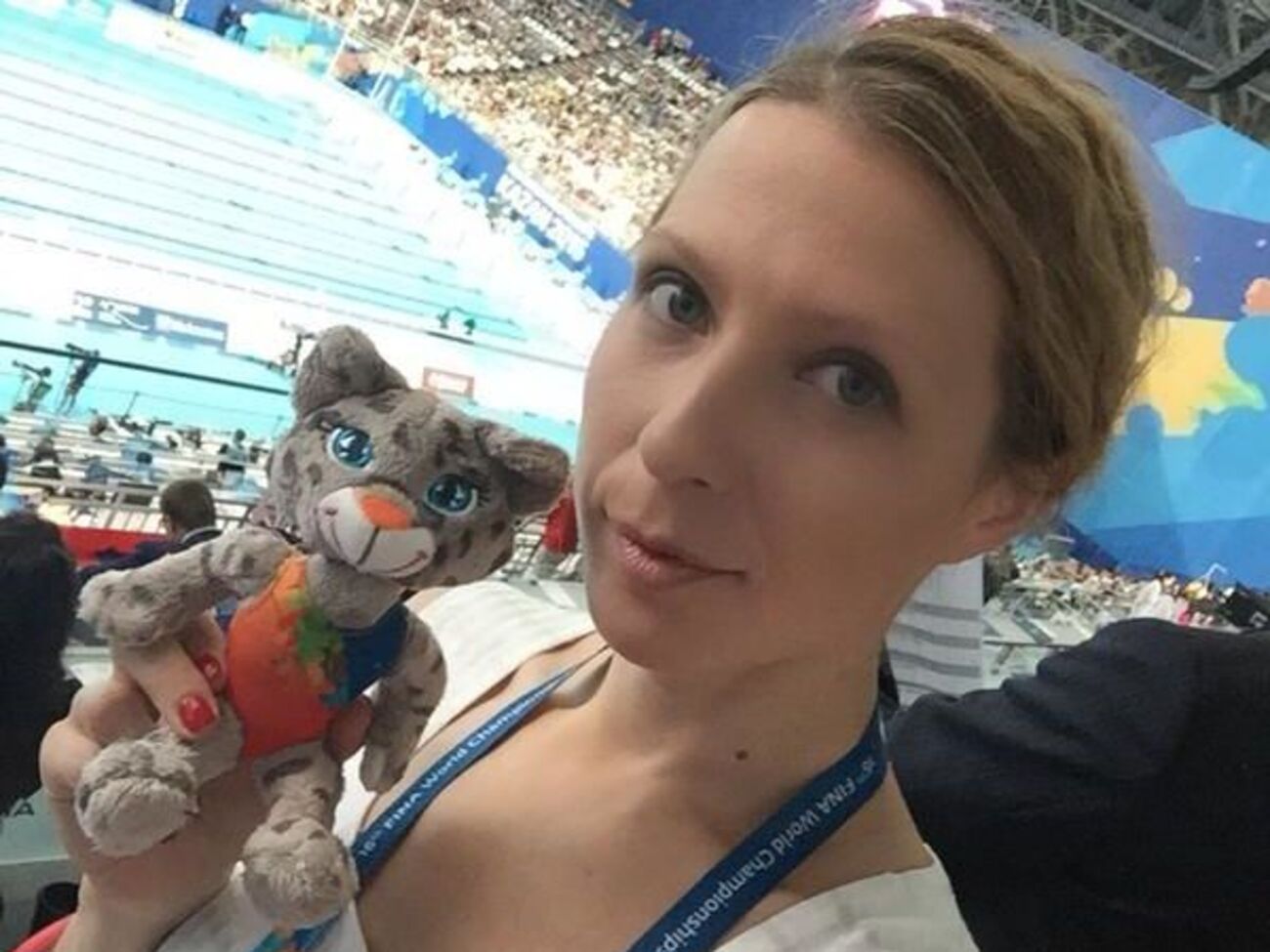 Чурикова уже вышла в свет без обручального кольца