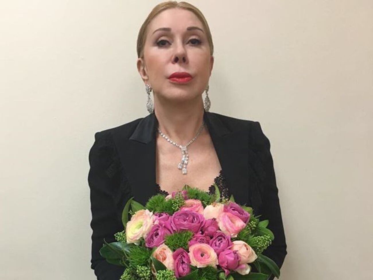 Успенская:&nbsp;Новая песня, моя любимая. В домашней обстановке вдруг захотелось спеть