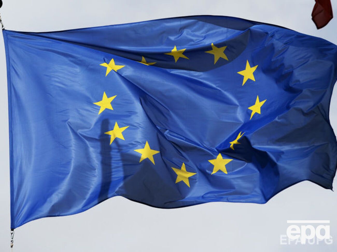 Украине придется ждать безвизового режима дольше Грузии, сообщил докладчик Европарламента