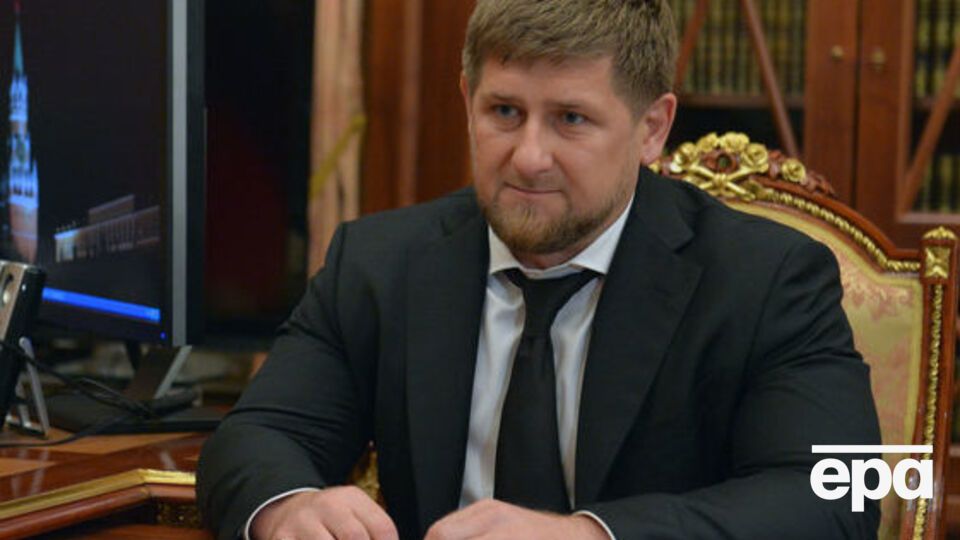 Кадыров заявил, что не хочет, чтобы его имя даже косвенно "служило помехой для президента России"