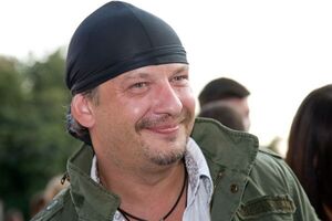 Марьянов едет в Киев играть спектакли с женой Кончаловского