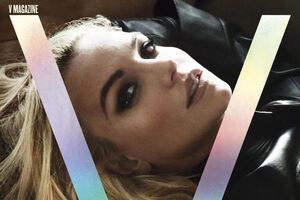 Спирс сотрудничала с V Magazine c начала его выхода