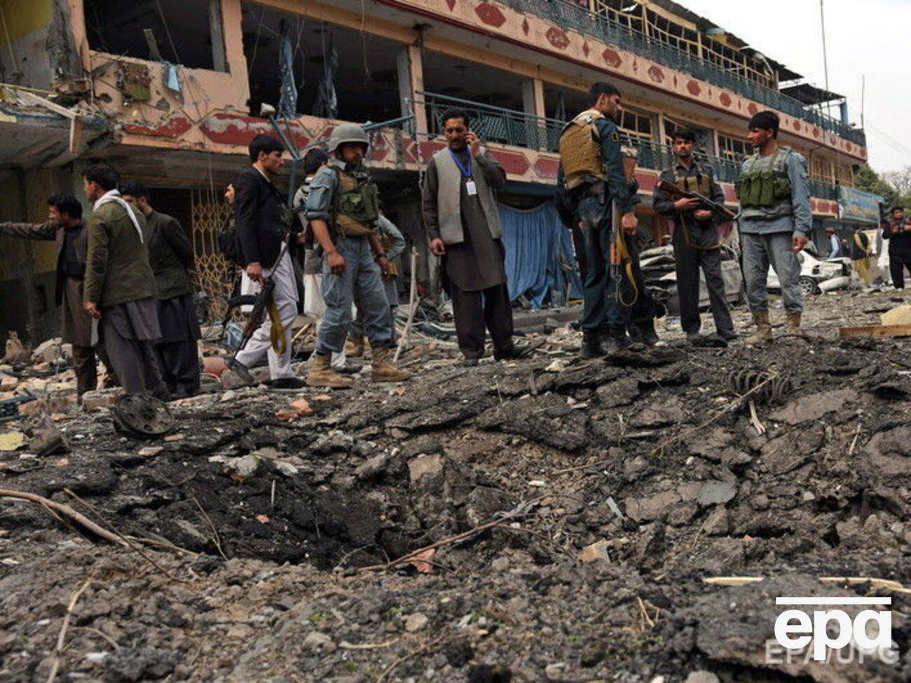 Место взрыва в Джалалабаде