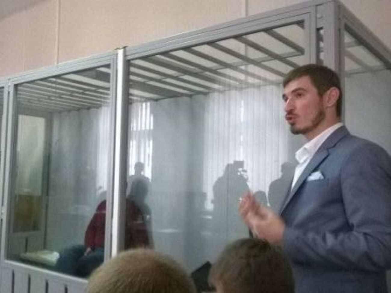 Адвокату Шевцова не понравилась одежда прокурора
