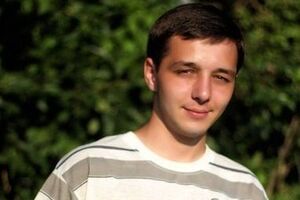 Изначально прокуроры хотели вручить Павленко еще и подозрение в надругательстве над государственной символикой