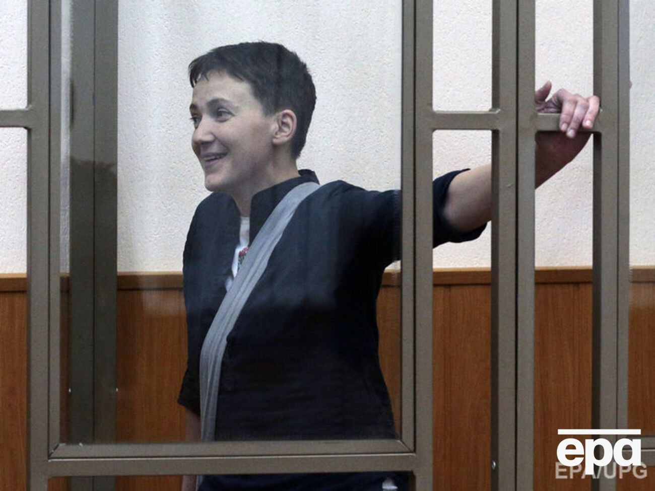 HRW считает, что совокупный эффект решений суда, ограничивших возможности защиты, привел к нарушению ключевого права на справедливое судебное разбирательство