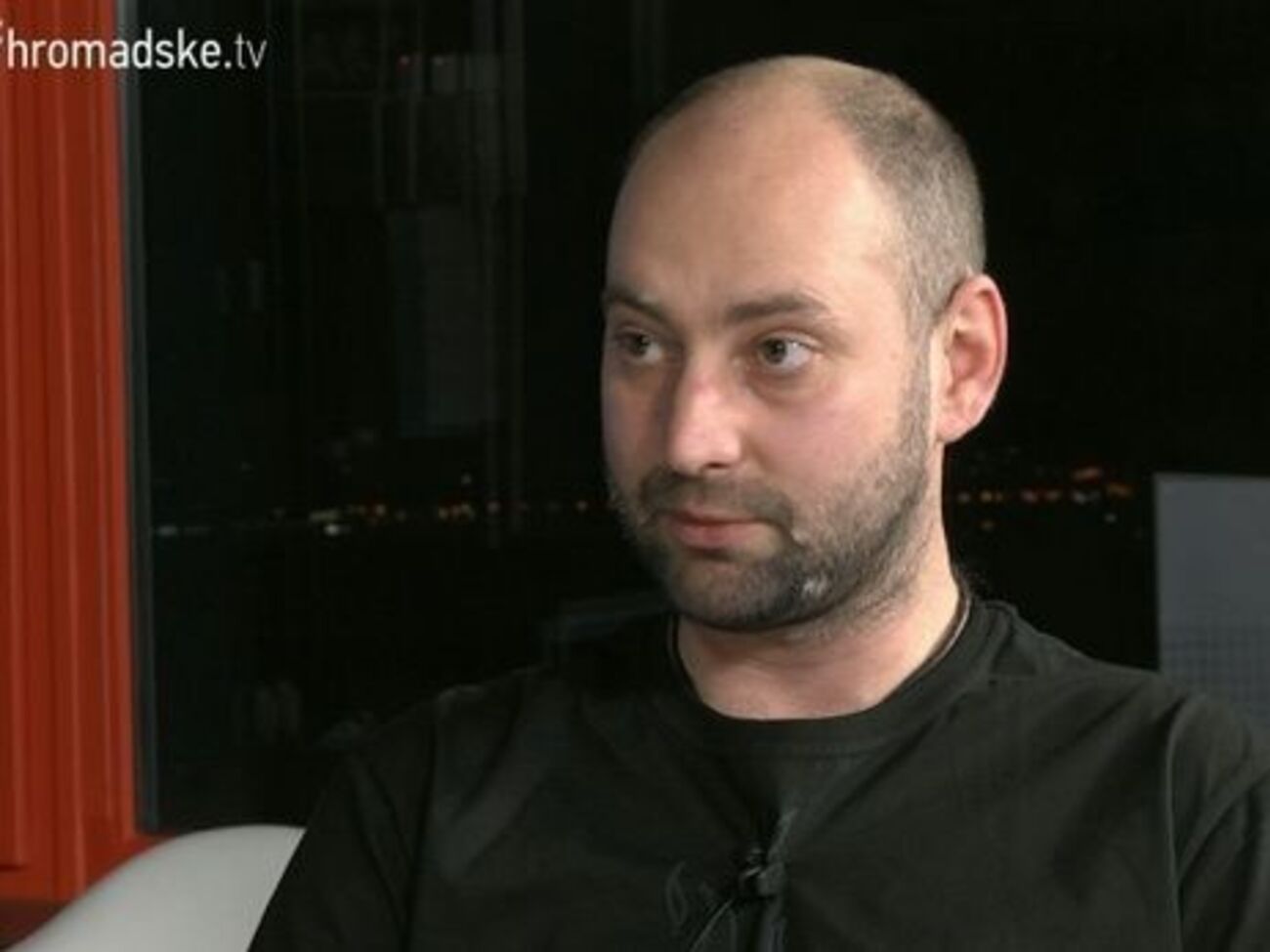 Тарасенко рассказал, что бизнес, который ранее помогал "Правому сектору", делал это через бывшего лидера Яроша