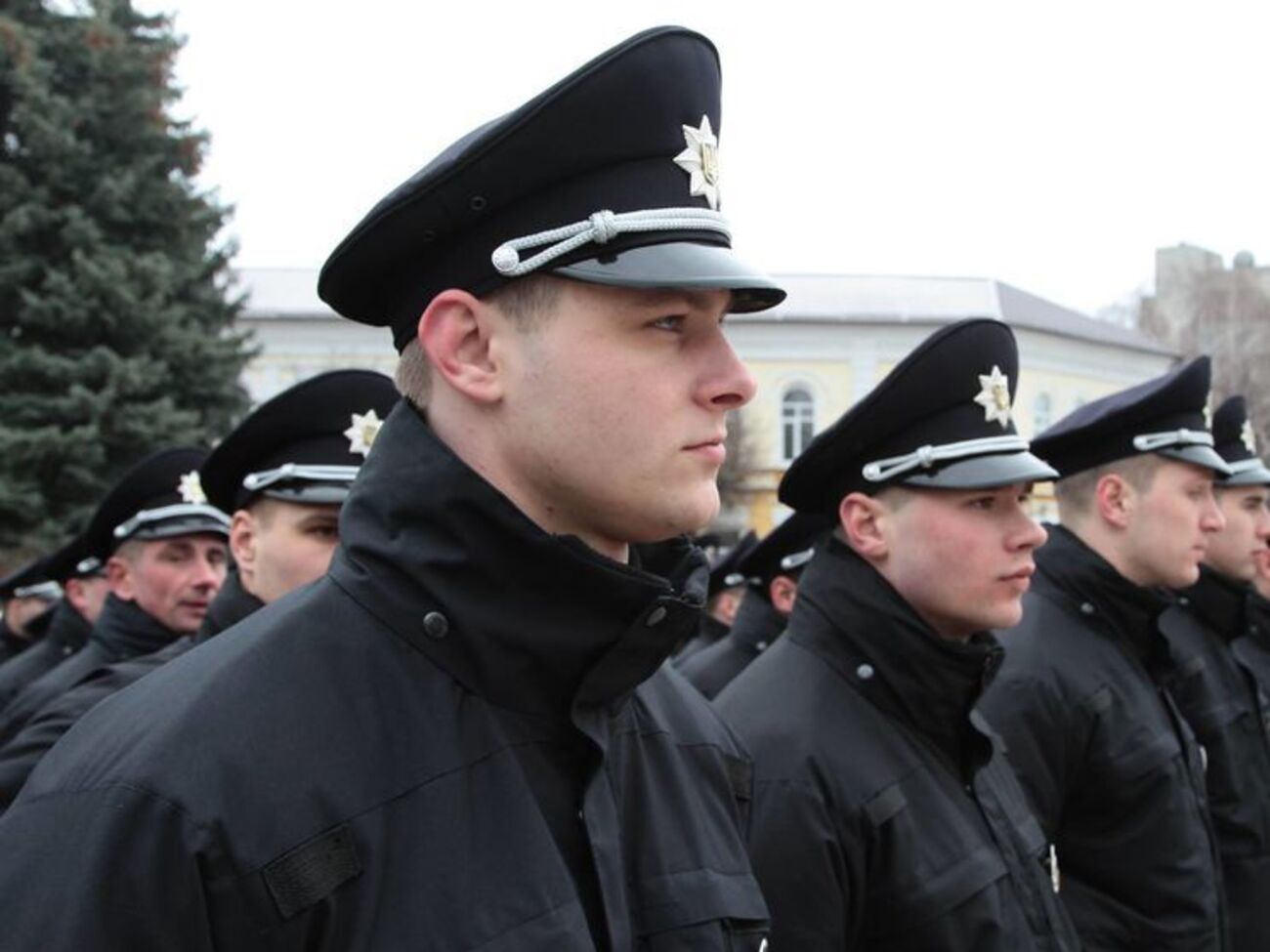 Всего в патрульной полиции служит более 7 тыс. человек