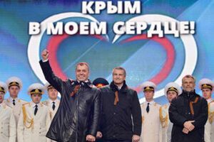 Порошенко посетил "Харьковский физико-технический институт" вместе с послом США Пайеттом