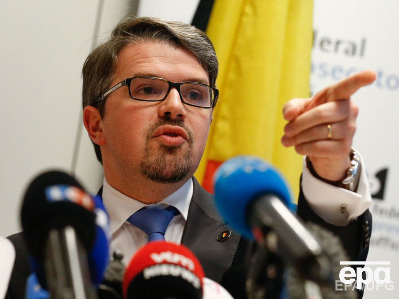 Ван Лев заявил, что один из причастных к терактам в Брюсселе находится в розыске