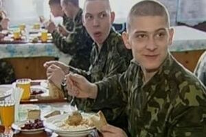 Порошенко радуется победе национальной сборной в плей-офф евроотбора