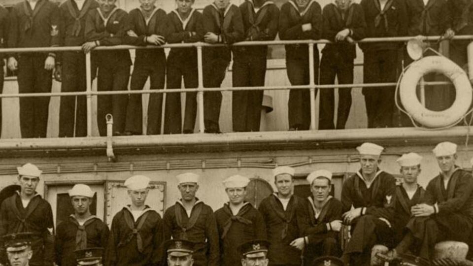 Экипаж военного буксира США Conestoga, пропавшего в 1921 году