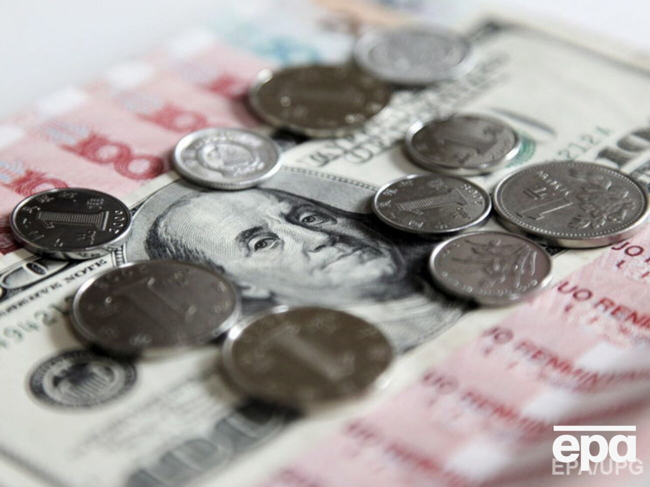 Нацбанк установил курс валют на 25 марта