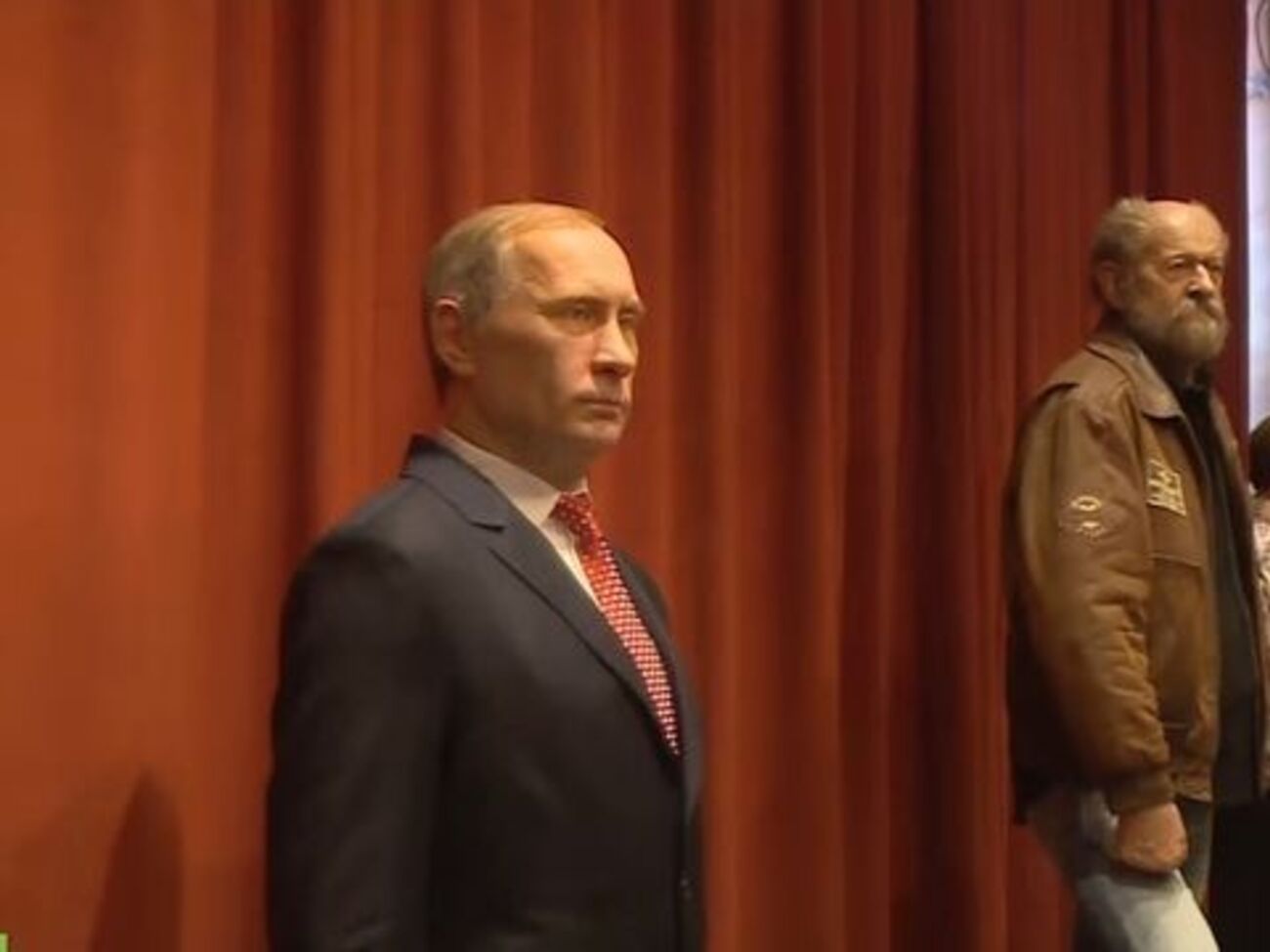 Восковая фигура Путина стала первой, изображающей иностранцев, в сербском музее