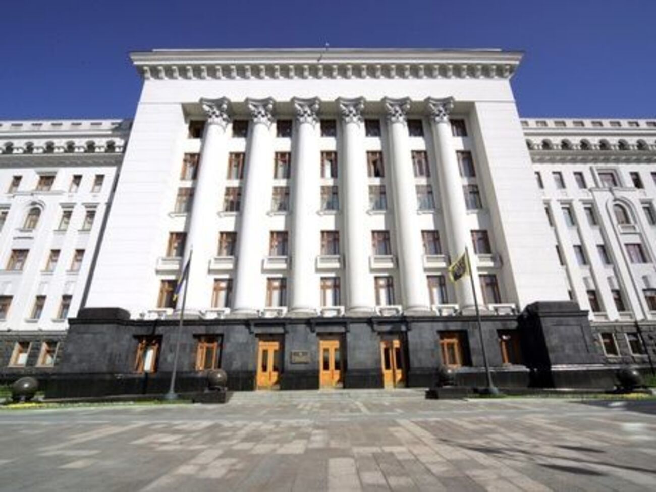 Шимкив: Атака на сайт началась с петиции за отставку Саакашвили