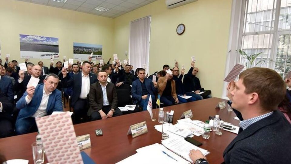 БПП решил отобрать мандаты у Томенко и Фирсова