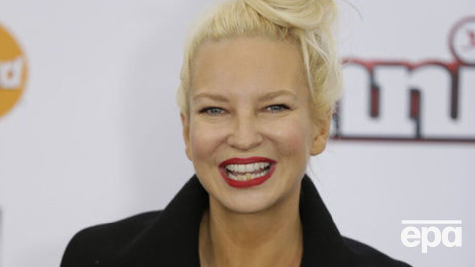 Sia снялась в своем новом клипе