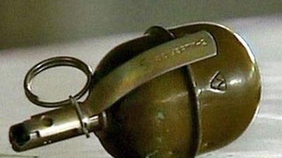 Неизвестный бросил гранату в здание администрации Максатихинского района Тверской области РФ