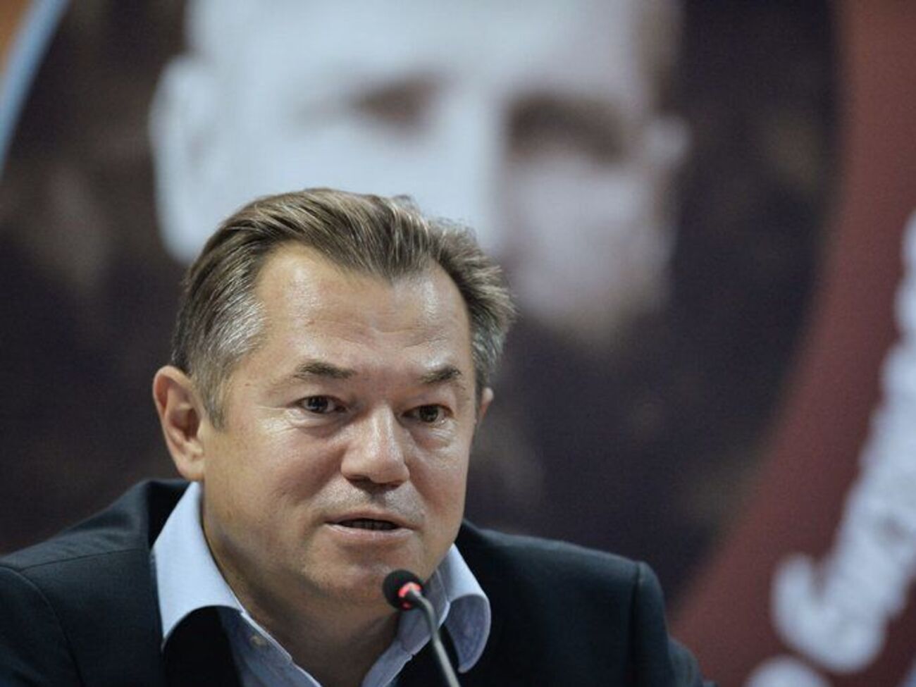 Глазьев: Центробанк должен вернуться на рынок и дать рынку понять, какой курс рубля он считает правильным