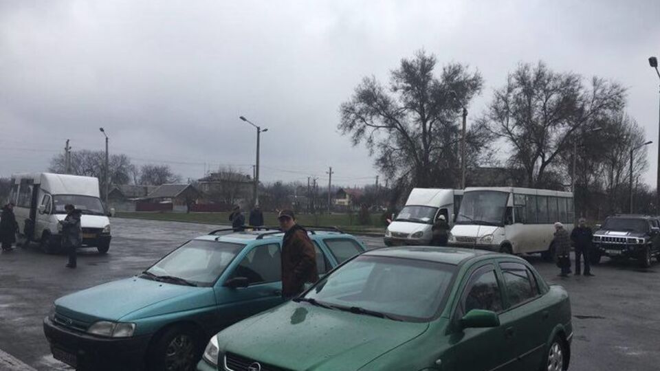 В Кривом Роге осуществляется подвоз подкупленных избирателей на участки для голосования на внеочередных выборах мэра города