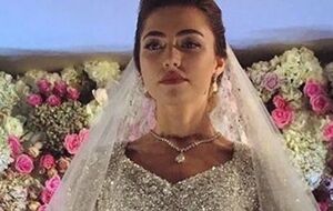 Платье невесты стоит около 1 млн руб.