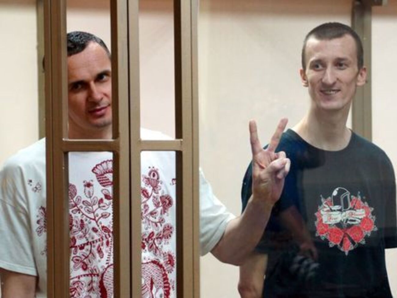 Защита продолжает бороться за Сенцова и Кольченко