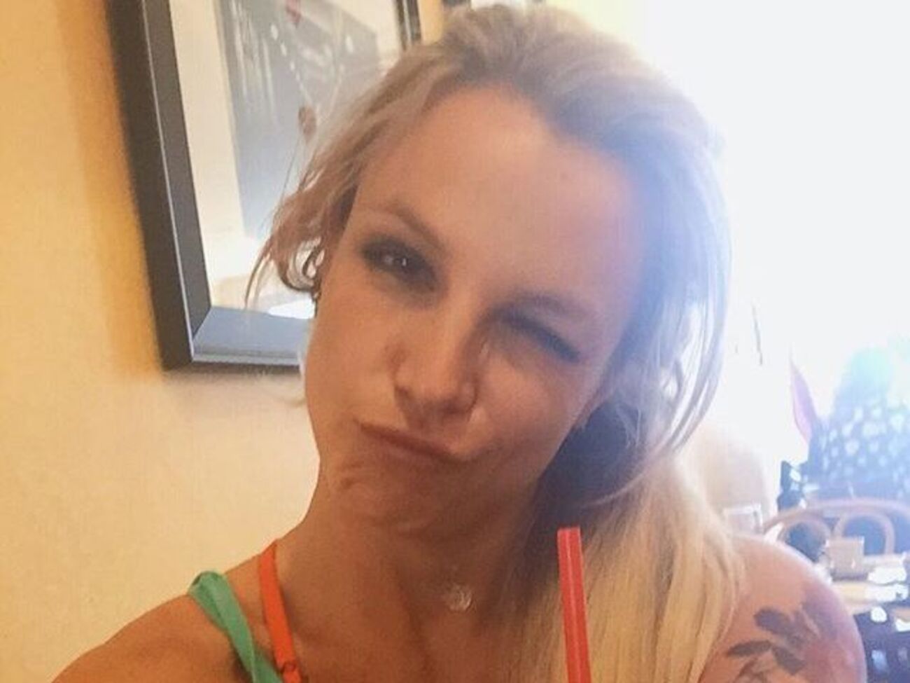 Спирс поделилась откровенными снимками