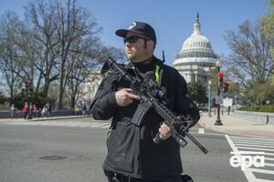Полиция взяла под усиленную охрану резиденцию президента США