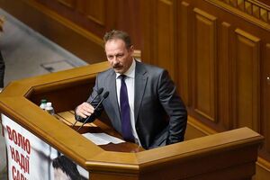 Барна: Если баллотируешься от имени партии, значит, должен следовать ее политике. А если линия партии не подходит, пожалуйста, выходи