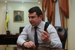 Антикоррупционное бюро хочет прослушивать телефоны без помощи СБУ, сообщил Сытник