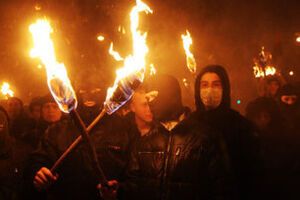 Беженцы из Ирана зашили рты, протестуя против сноса лагеря во французском Кале