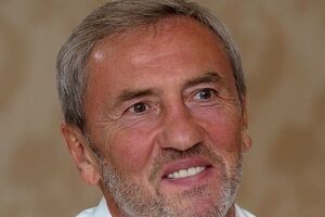 Главной целью Черновецкий заявляет борьбу с нищетой в стране