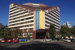 Если заемщик просрочит выплату, его долг покроет банк
