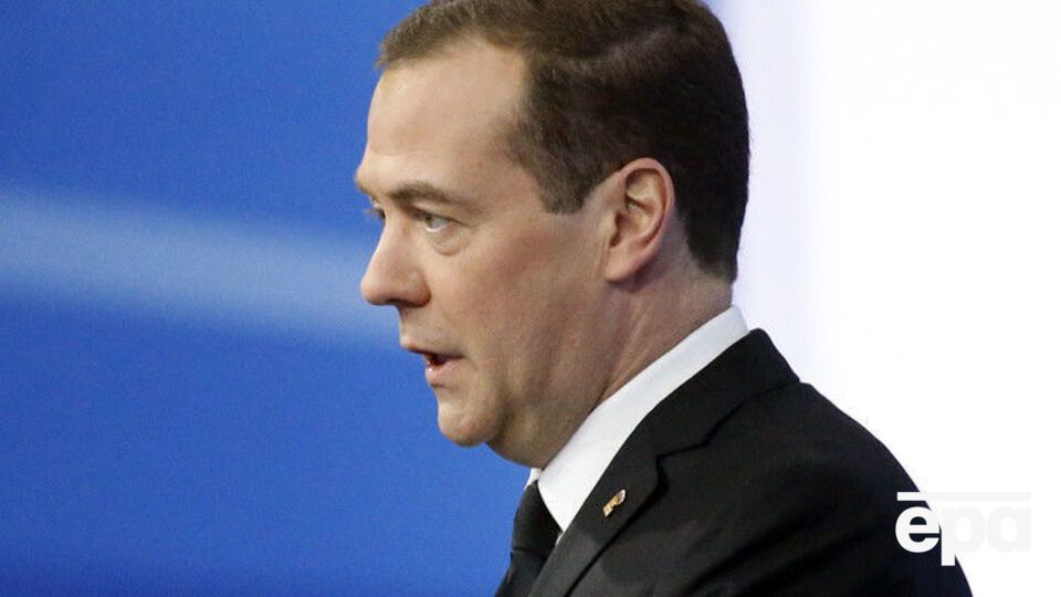 Распоряжение о выделении средств подписал Медведев