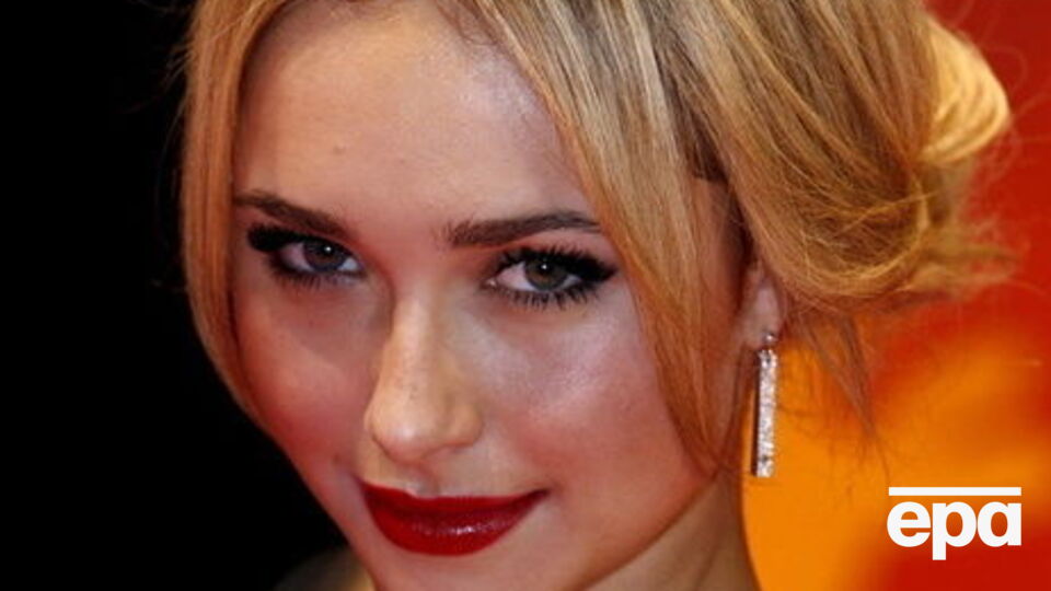 Панеттьери съела бургер перед камерой