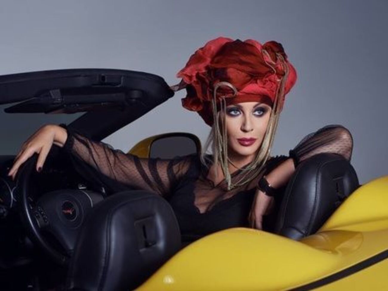 Билык показала снимки со своими коллегами