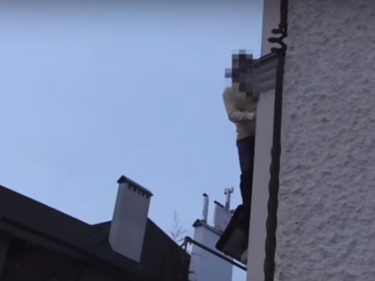 Первый раз судья-стрелок сбежал от сотрудников НАБУ через окно