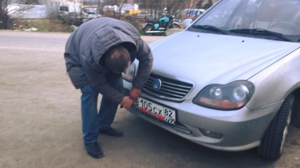 Крымчанин, получивший российские автомобильные номера