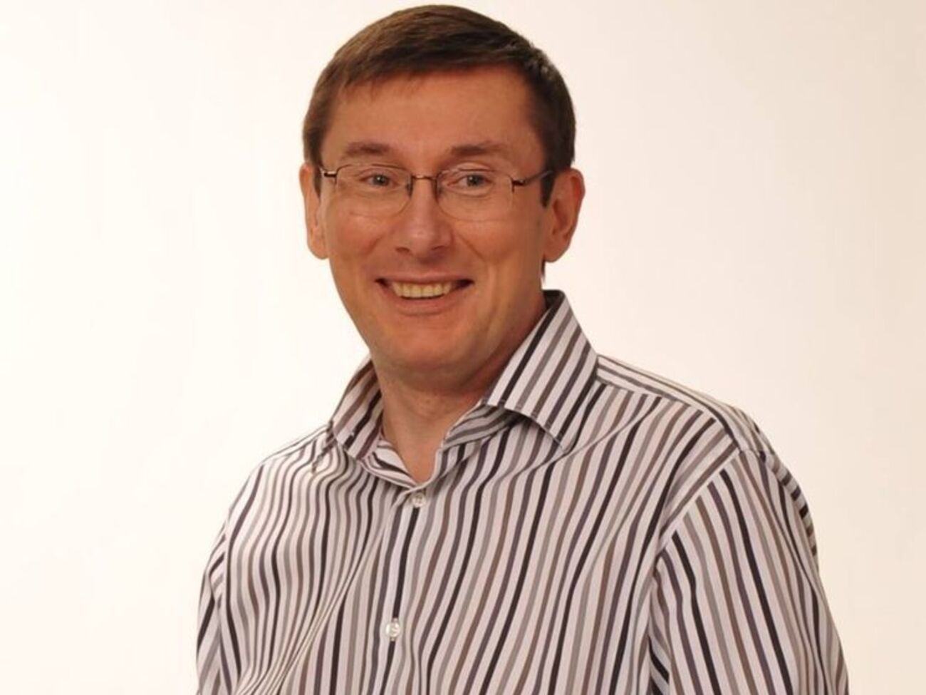 Луценко: Два крепких мужчины взяли шланг с водой, на вентиле сидит очень симпатичная женщина, которая говорит: "Я его прокручу только тогда, когда вы проголосуете за такие-то законы"