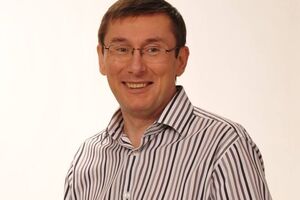 Луценко: Два крепких мужчины взяли шланг с водой, на вентиле сидит очень симпатичная женщина, которая говорит: "Я его прокручу только тогда, когда вы проголосуете за такие-то законы"