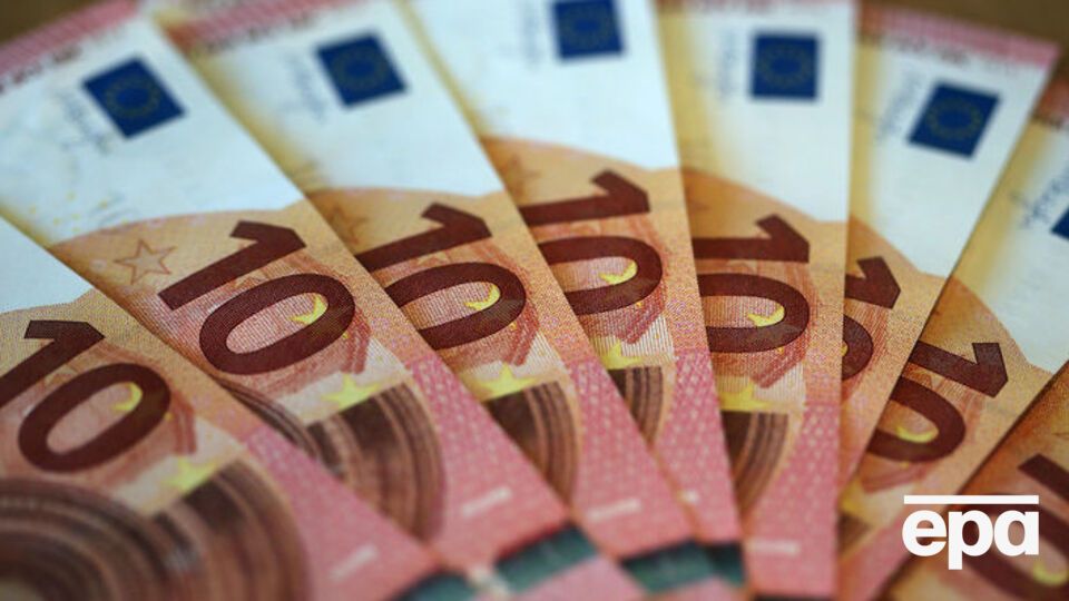 Нацбанк установил курс валют на 1 апреля