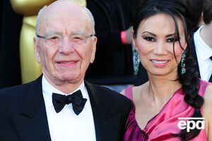 Мердок и Денг развелись в 2014 году